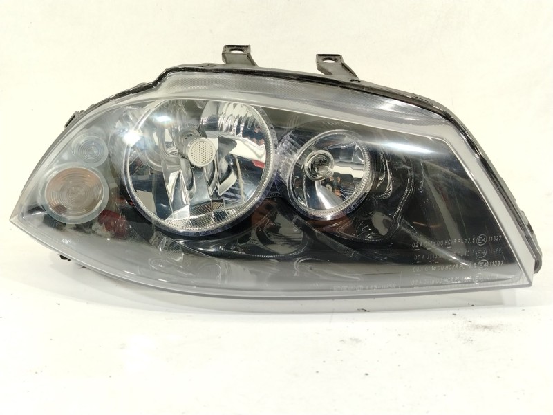 Recambio de faro derecho para seat ibiza iii (6l1) 1.9 tdi referencia OEM IAM 6L1941006M 4451115R 