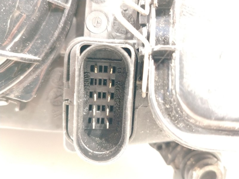 Recambio de faro derecho para seat ibiza iii (6l1) 1.9 tdi referencia OEM IAM 6L1941006M 4451115R 