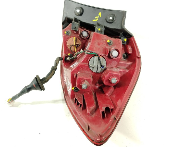 Recambio de piloto trasero izquierdo para kia cee´d (jd) 1.4 cvvt referencia OEM IAM 92401A2000  