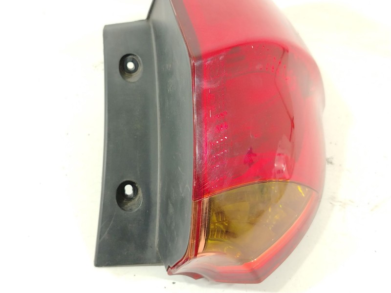 Recambio de piloto trasero derecho para kia cee´d (jd) 1.4 cvvt referencia OEM IAM 92402A2000  