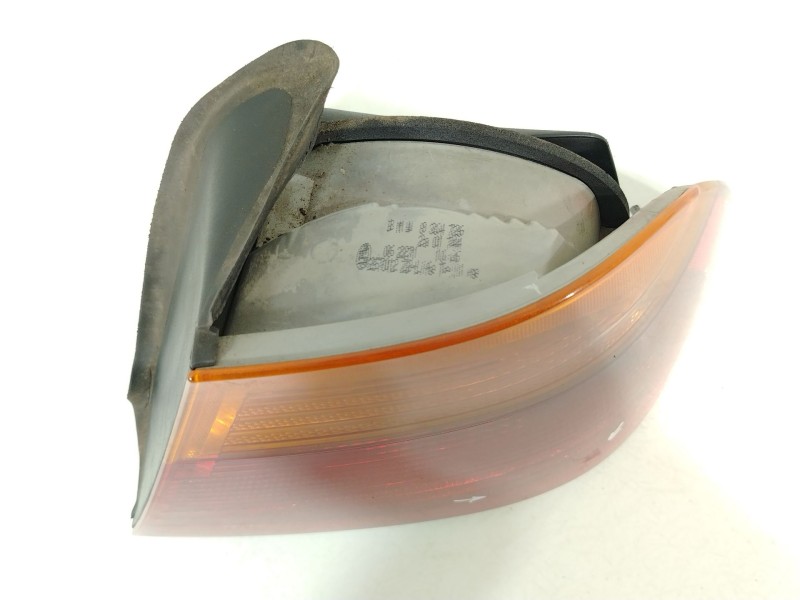 Recambio de piloto trasero derecho para bmw 3 (e46) 320 i referencia OEM IAM 8364726 63218364726 63218383100