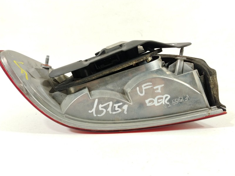 Recambio de piloto trasero derecho para bmw 3 (e46) 320 i referencia OEM IAM 8364726 63218364726 63218383100