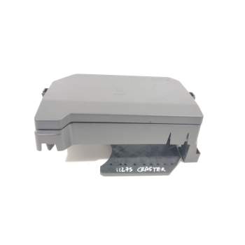 CAJA RELES / FUSIBLES 7C0882337 7CA061261