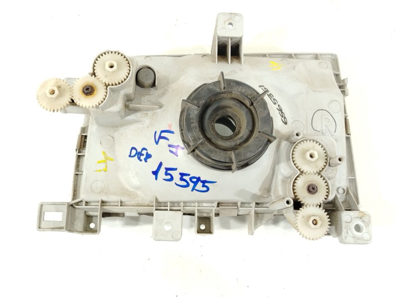 Recambio de faro derecho para nissan cabstar e (tl_, vl_) 75.28 (tl0) referencia OEM IAM B60105T300  