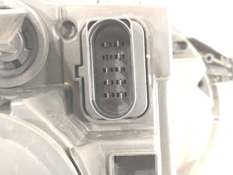 Recambio de faro derecho para volkswagen golf v variant (1k5) 1.9 tdi referencia OEM IAM 1K6941006P 1EG24700708 