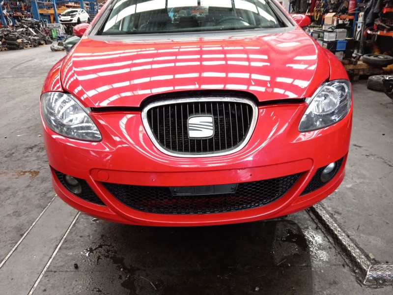 Recambio de paragolpes delantero para seat leon (1p1) 1.9 tdi referencia OEM IAM   