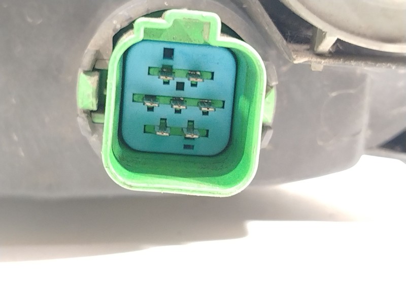 Recambio de faro derecho para ford fiesta iv (ja_, jb_) 1.8 di referencia OEM IAM 1127895 YS6113005EC 