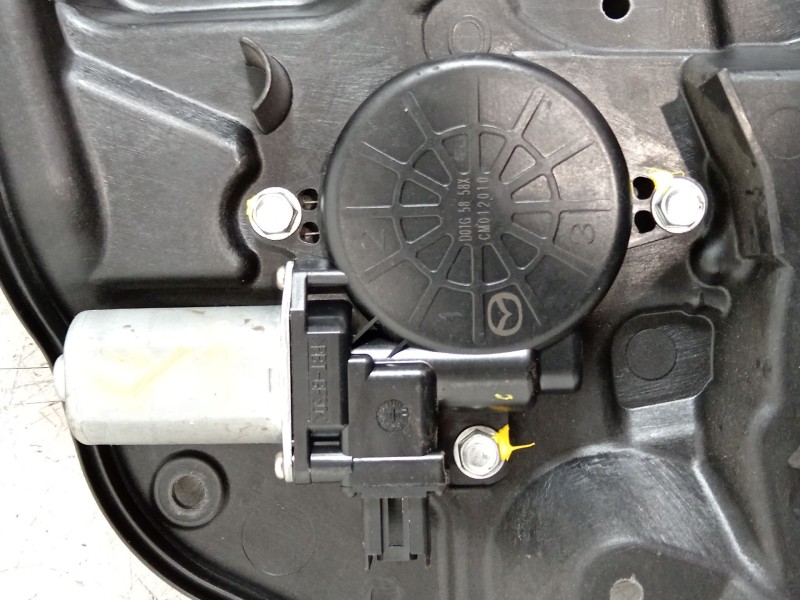 Recambio de elevalunas delantero derecho para mazda 2 (de_, dh_) 1.5 (de5fs) referencia OEM IAM D6515897XB 8070231 