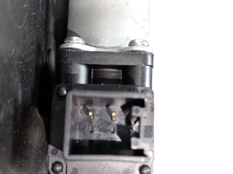 Recambio de elevalunas delantero derecho para mazda 2 (de_, dh_) 1.5 (de5fs) referencia OEM IAM D6515897XB 8070231 