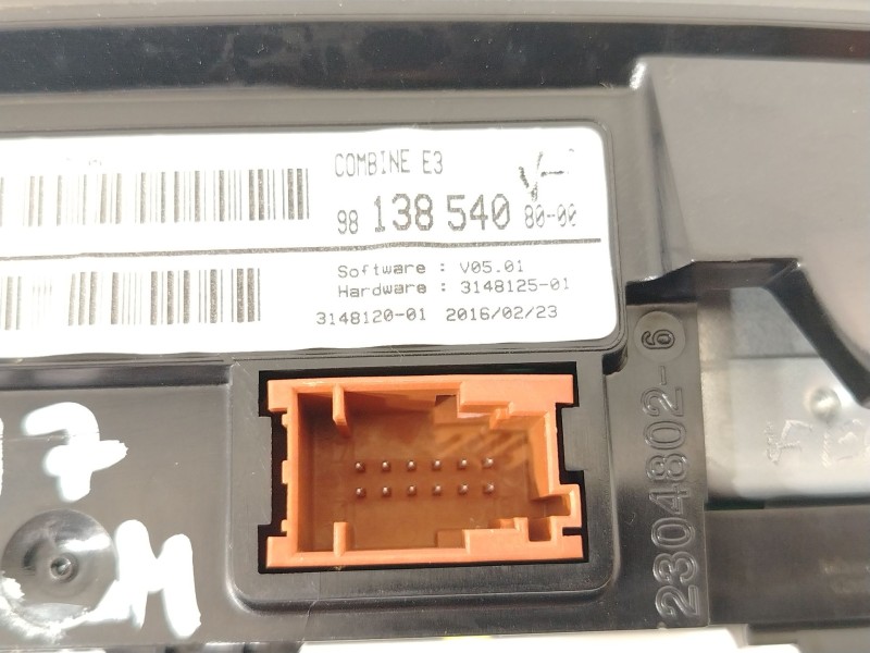 Recambio de cuadro instrumentos para citroën c4 cactus 1.6 bluehdi 100 referencia OEM IAM 9813854080  