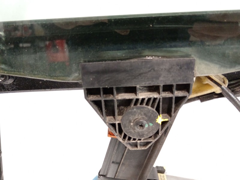 Recambio de elevalunas delantero izquierdo para seat exeo st (3r5) 2.0 tdi referencia OEM IAM 8E0837461C 8E1959801G 