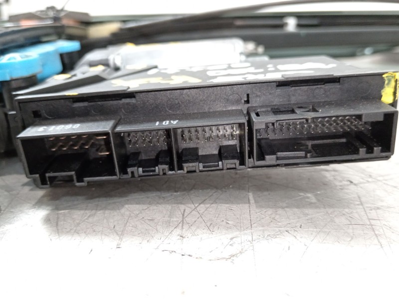 Recambio de elevalunas delantero izquierdo para seat exeo st (3r5) 2.0 tdi referencia OEM IAM 8E0837461C 8E1959801G 