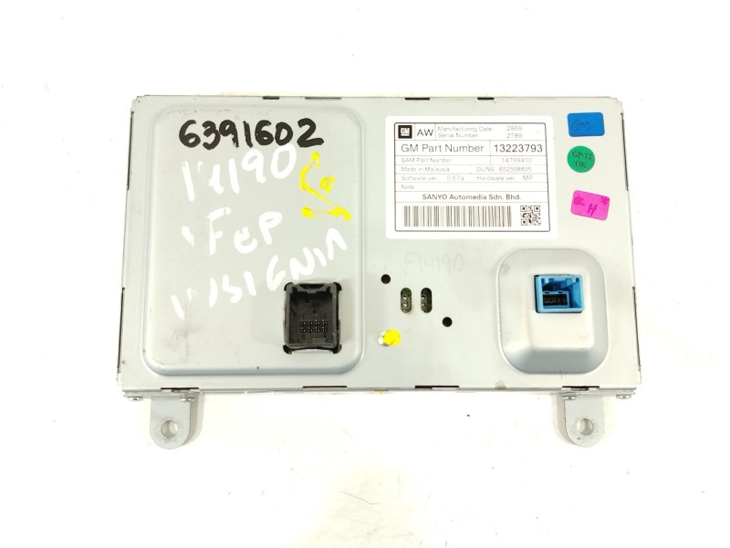 Recambio de pantalla multifuncion para opel insignia a (g09) 2.0 cdti (68) referencia OEM IAM 13223793  