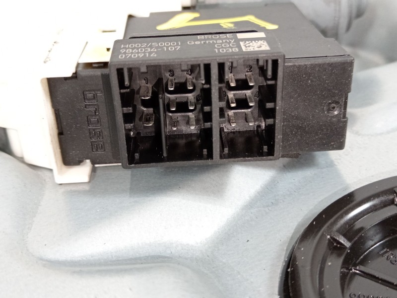 Recambio de elevalunas delantero derecho para seat ibiza iii (6l1) 1.4 tdi referencia OEM IAM 6L3837752CQ 6L2959801 6L3837756