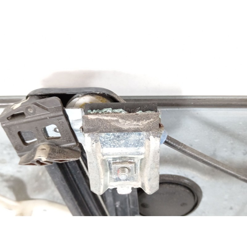 Recambio de elevalunas delantero derecho para seat ibiza iii (6l1) 1.4 tdi referencia OEM IAM 6L3837752CQ 6L2959801 6L3837756