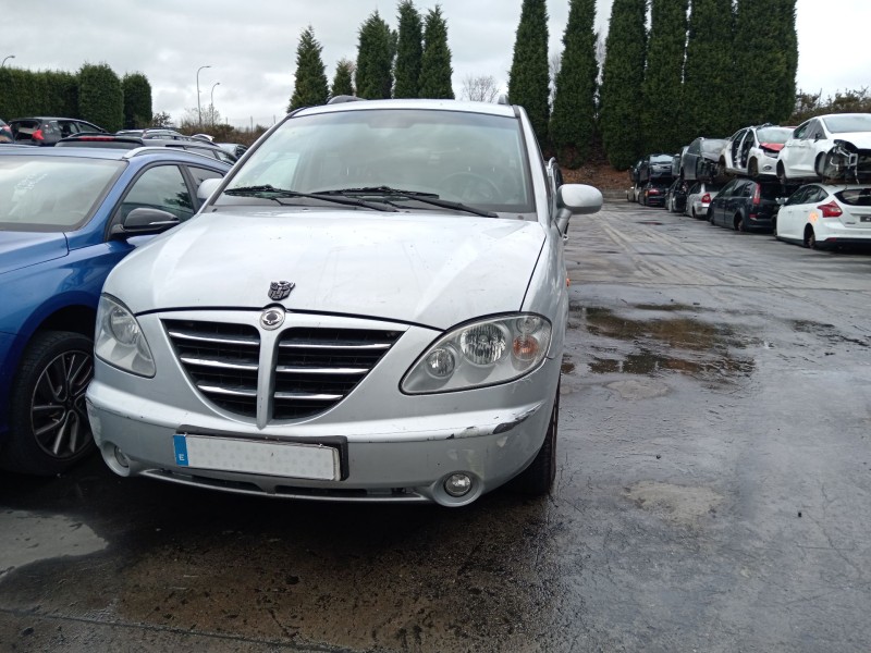 ssangyong rodius i del año 2006