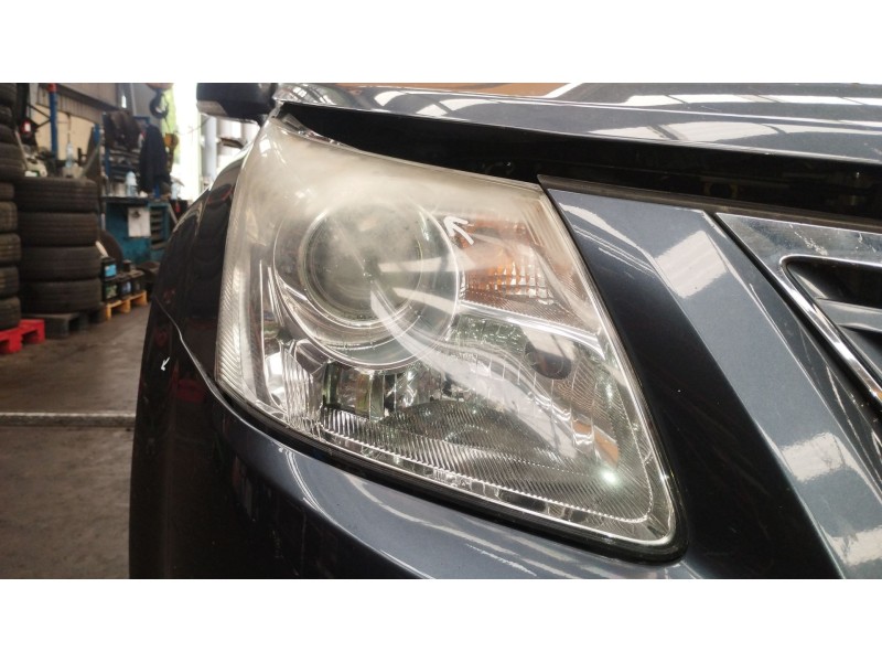 Recambio de faro derecho para toyota avensis sedán (_t27_) 2.0 d-4d (adt270_) referencia OEM IAM 8112605310 8113005311 