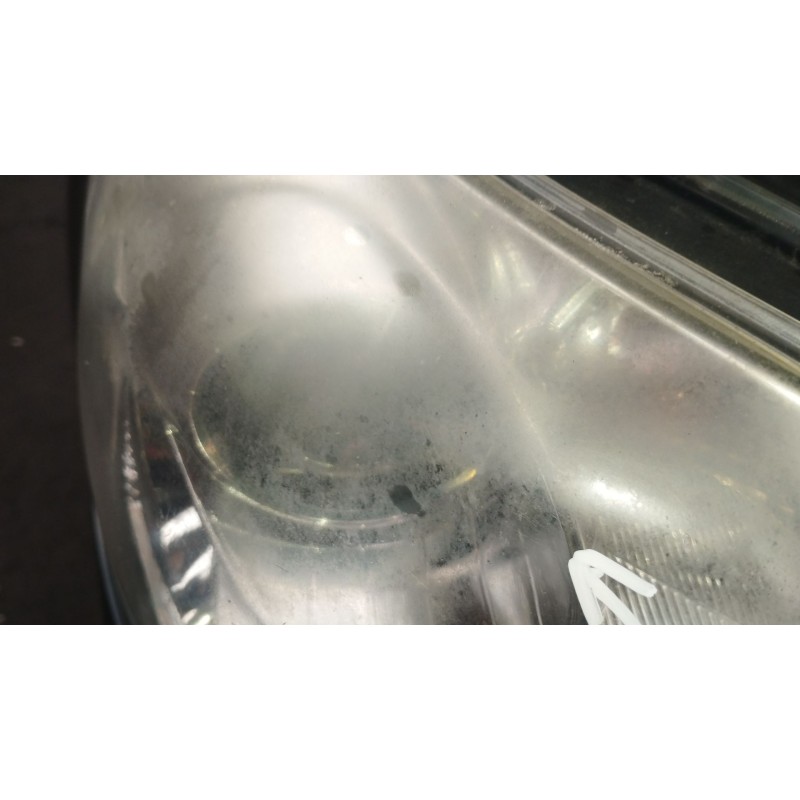 Recambio de faro derecho para toyota avensis sedán (_t27_) 2.0 d-4d (adt270_) referencia OEM IAM 8112605310 8113005311 