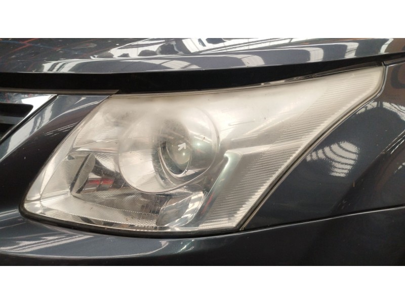 Recambio de faro izquierdo para toyota avensis sedán (_t27_) 2.0 d-4d (adt270_) referencia OEM IAM 8117005310 8116605310 