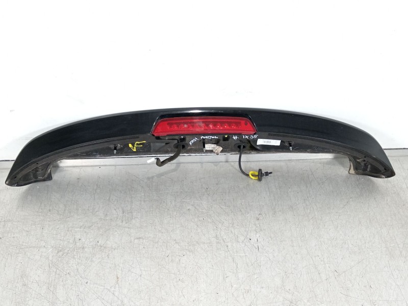 Recambio de aleron trasero para hyundai ix35 (lm, el, elh) 1.7 crdi referencia OEM IAM 872102Y000  