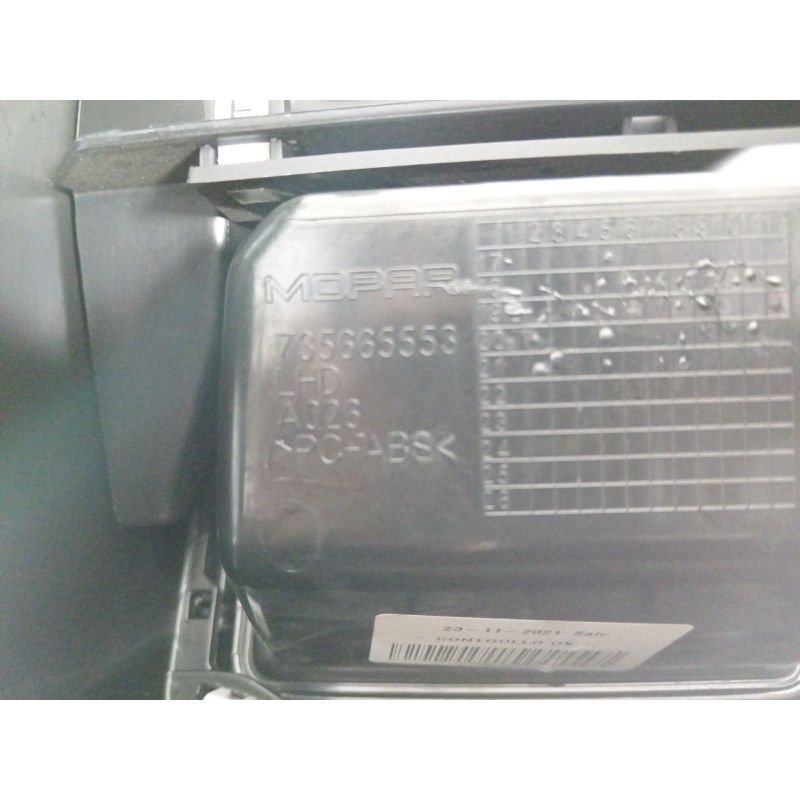 Recambio de consola central para jeep renegade suv (bu, b1, bv) 1.0 t-gdi referencia OEM IAM 735665558  