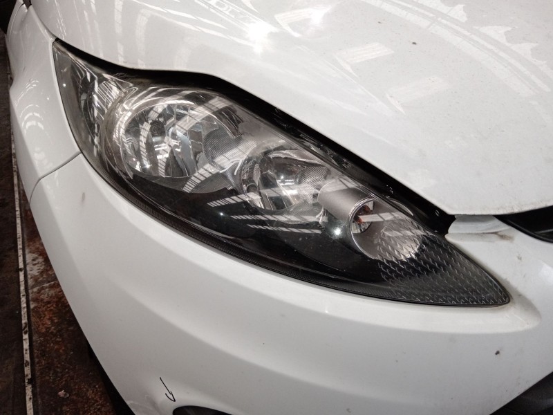 Recambio de faro derecho para ford fiesta vi (cb1, ccn) 1.6 tdci referencia OEM IAM 8A6113W029AH 1EJ24704502 