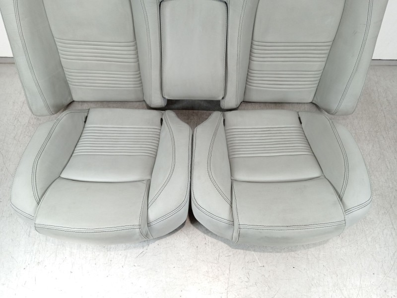 Recambio de asientos traseros para maserati granturismo s referencia OEM IAM 0030901505  