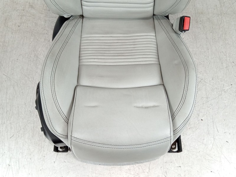 Recambio de asiento delantero derecho para maserati granturismo s referencia OEM IAM 0030901505  