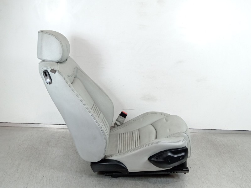 Recambio de asiento delantero derecho para maserati granturismo s referencia OEM IAM 0030901505  
