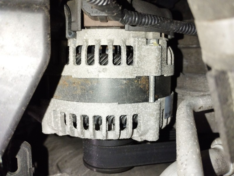 Recambio de alternador para ford kuga i 2.0 tdci referencia OEM IAM 8M5T10300YB D643888R 