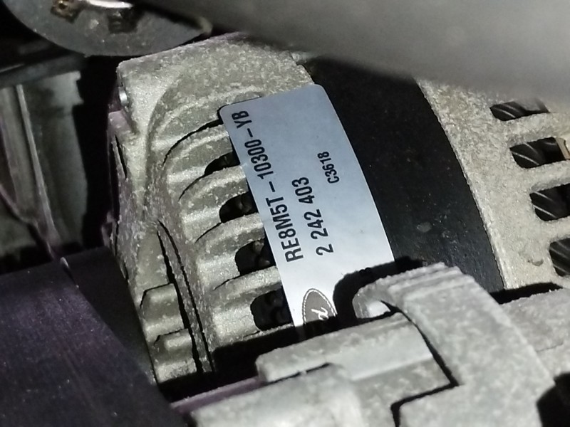 Recambio de alternador para ford kuga i 2.0 tdci referencia OEM IAM 8M5T10300YB D643888R 