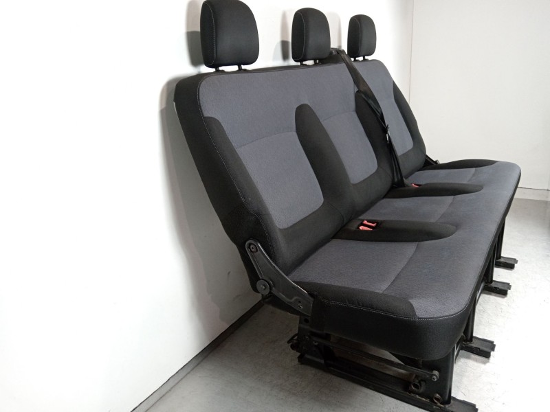 Recambio de asientos traseros para opel vivaro b kasten/combi combi l1 2.7t referencia OEM IAM 93453271 95517385 