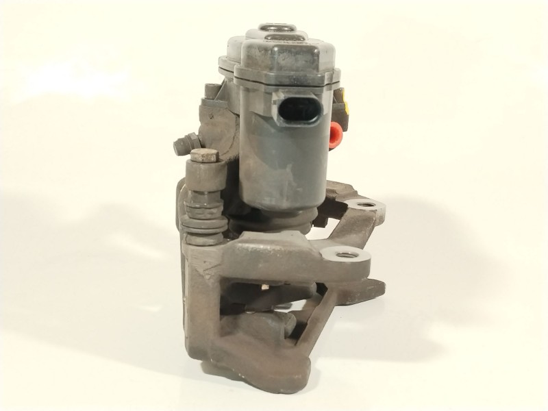 Recambio de pinza freno trasera izquierda para audi a4 ber. (b8) basis referencia OEM IAM 8K0615403E 8K0615425C 
