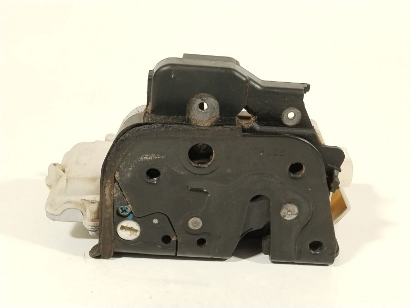 Recambio de cerradura puerta delantera derecha para audi a4 avant (8e) 2.0 tdi referencia OEM IAM 8E1837016AA  