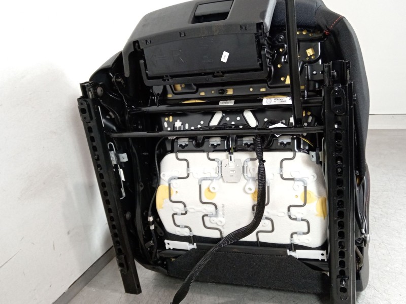 Recambio de asiento delantero derecho para seat ibiza v (kj1, kjg) 1.0 tsi referencia OEM IAM 2Q4881106H  