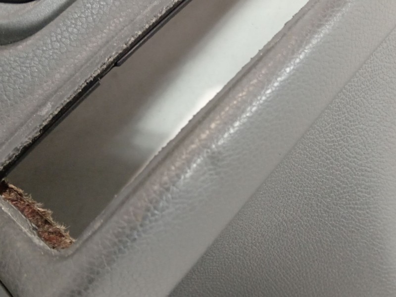 Recambio de guarnecido puerta delantera izquierda para volkswagen golf vi (5k1) gti referencia OEM IAM 5k3867011  