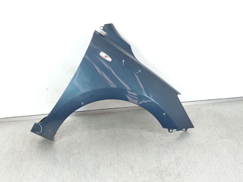 Recambio de aleta delantera derecha para kia rio (yb) attract referencia OEM IAM 66321H8050  