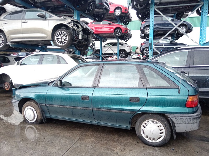 opel astra f hatchback (t92) del año 1995