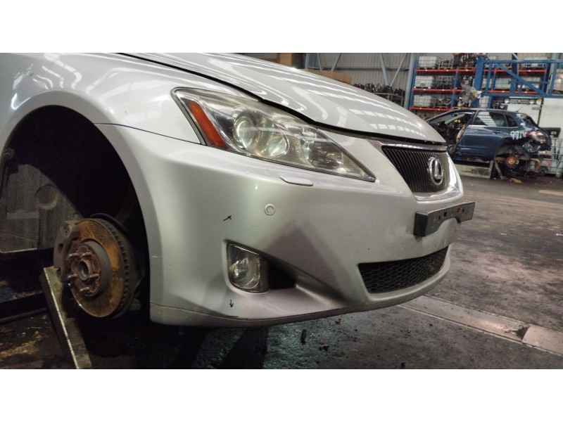 Recambio de paragolpes delantero para lexus is ii (_e2_) 220d (ale20) referencia OEM IAM   