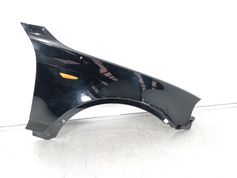 Recambio de aleta delantera derecha para bmw x3 (e83) 2.0d referencia OEM IAM 41353405922  