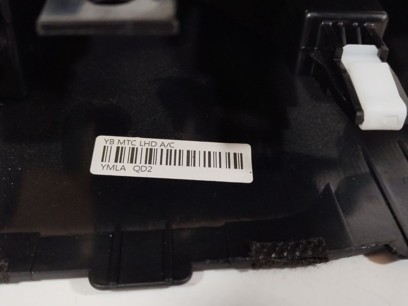 Recambio de mando calefaccion / aire acondicionado para kia stonic (yb) 1.2 cvvt referencia OEM IAM 97250H8120  