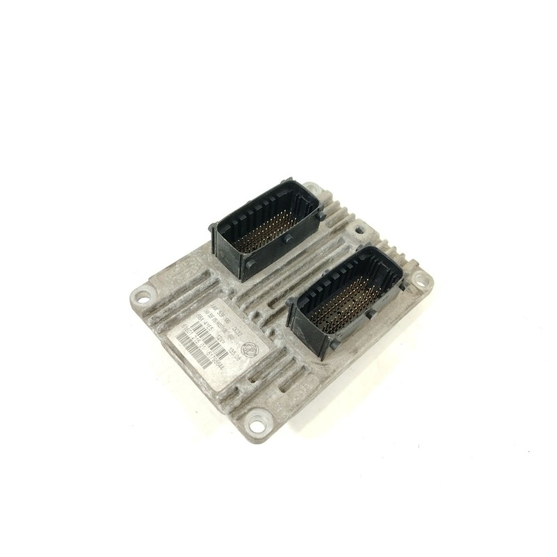 Recambio de centralita motor uce para lancia ypsilon (843_) 1.4 (843.axg1a) referencia OEM IAM 51798644 6BXI4YE51 