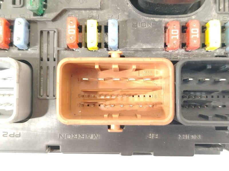 Recambio de caja reles / fusibles para peugeot 307 (3a/c) 1.6 hdi 110 referencia OEM IAM 9659742080 BSML0600 