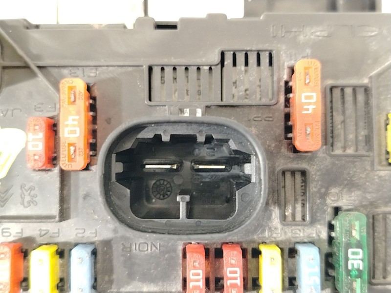 Recambio de caja reles / fusibles para peugeot 307 (3a/c) 1.6 hdi 110 referencia OEM IAM 9659742080 BSML0600 
