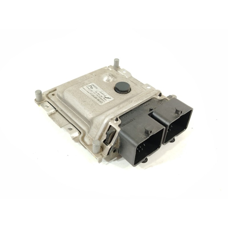 Recambio de centralita motor uce para fiat 500l (351_, 352_) 1.4 (199lyb1b) referencia OEM IAM 55253697 0261S07817 