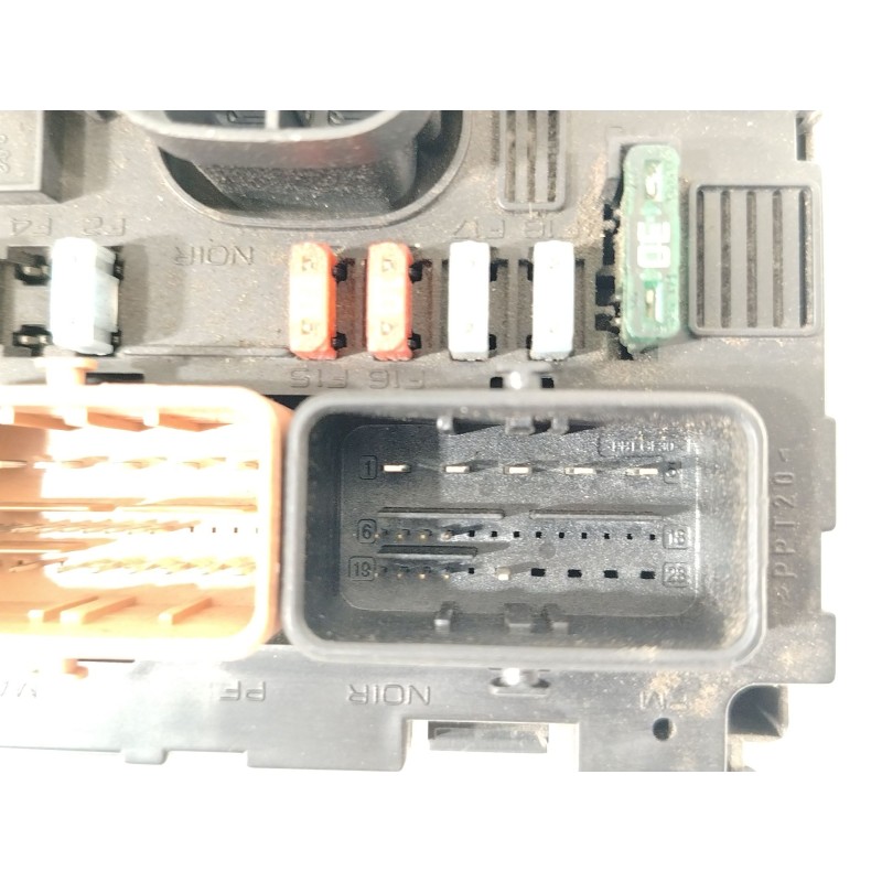 Recambio de caja reles / fusibles para peugeot 307 break (3e) 1.6 hdi 110 referencia OEM IAM 9661708280 BSML1100 