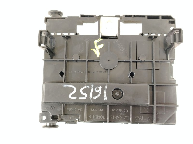 Recambio de caja reles / fusibles para peugeot 307 break (3e) 1.6 hdi 110 referencia OEM IAM 9661708280 BSML1100 