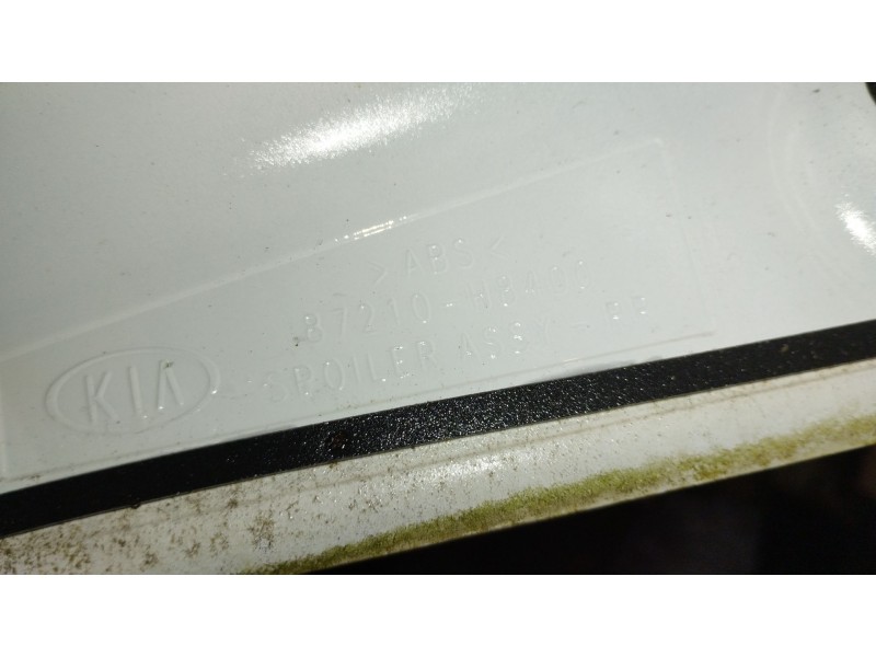 Recambio de aleron trasero para kia stonic (yb) 1.2 cvvt referencia OEM IAM 87210H8400  