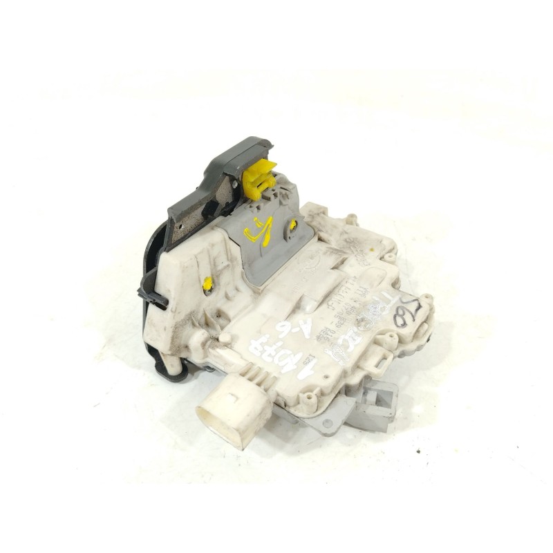 Recambio de cerradura puerta trasera derecha para audi a6 avant (4f5) 3.0 tdi quattro referencia OEM IAM 4F0839016  