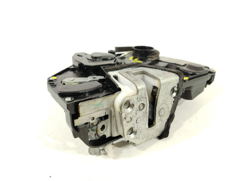 Recambio de cerradura puerta delantera derecha para suzuki swift berlina (mz) gl (3-ptas.) referencia OEM IAM 8220162J22000  